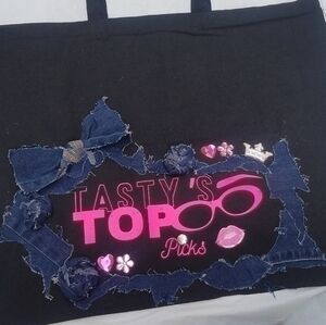 Tasty Shopper Reusable Tote Bag-Queenie